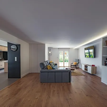Pinhal Da Colmeia - Pool, Tree House And Games Holiday home *